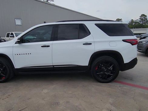 Certified 2022 Chevrolet Traverse Premier w/ Redline Edition AWD/4WD image 6