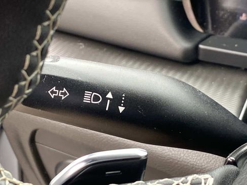 Certified 2024 Jeep Grand Cherokee Altitude image 18