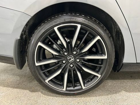 Certified 2025 Honda Accord Touring image 11