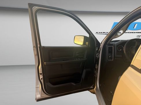 Used 2016 RAM 1500 Tradesman w/ Popular Equipment Group image 17