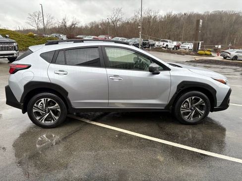 Used 2025 Subaru Crosstrek 2.0i Premium image 4