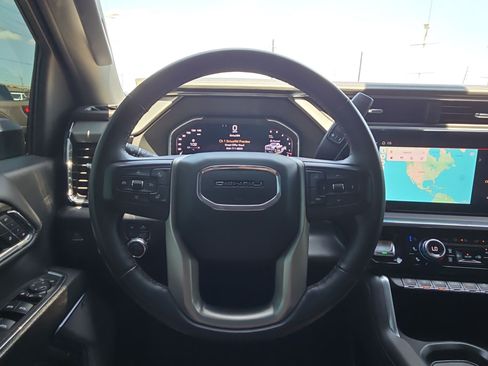 Used 2024 GMC Sierra 2500 Denali w/ Denali Reserve Package AWD/4WD image 19