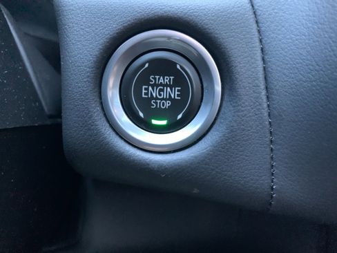 Used 2022 Chevrolet Tahoe RST w/ Luxury Package image 32