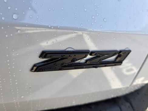New 2026 Chevrolet Traverse Z71 w/ Enhanced Driving Package AWD/4WD image 21
