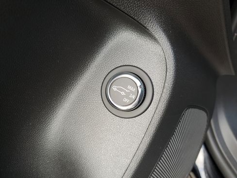 Used 2024 Buick Envista Sport Touring w/ Convenience I Package image 29