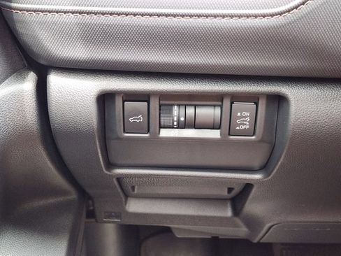 Used 2025 Subaru Forester Touring w/ Popular Package - Touring AWD/4WD image 23