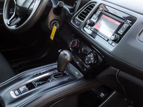 Used 2020 Honda HR-V LX image 50