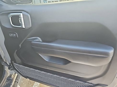 Certified 2019 Jeep Wrangler Unlimited Sport S image 25