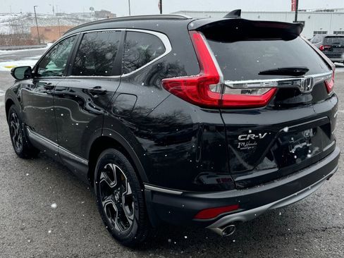 Used 2019 Honda CR-V Touring image 5