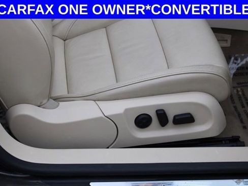 Used 2015 Volkswagen Eos Executive image 20