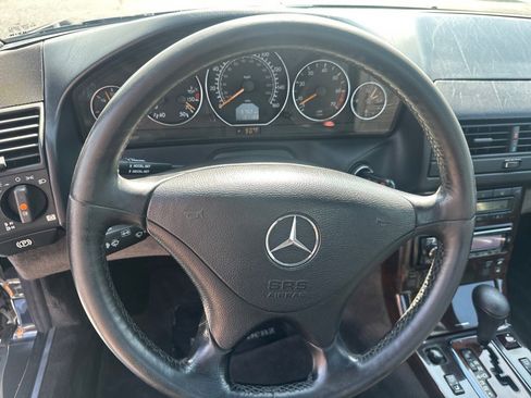 Used 2002 Mercedes-Benz SL 500 image 17