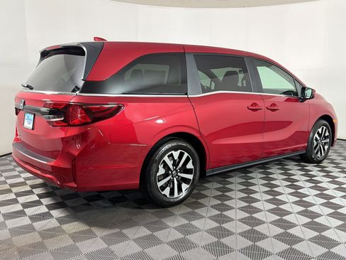New 2026 Honda Odyssey EX-L image 7