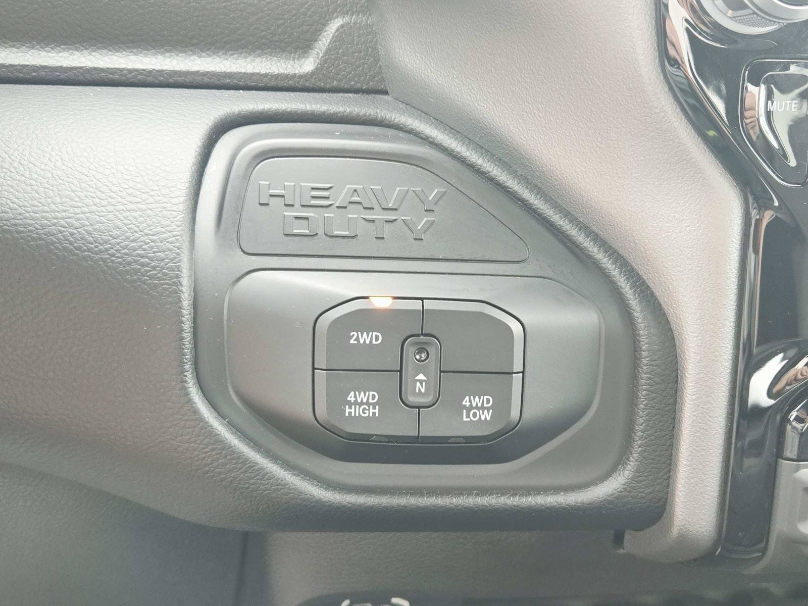 Used 2026 RAM 2500 Big Horn AWD/4WD image 32