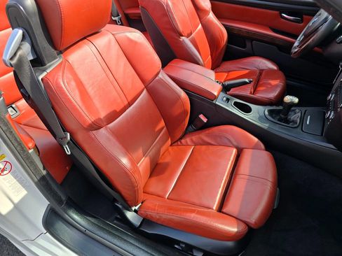 Used 2008 BMW M3 Convertible image 29