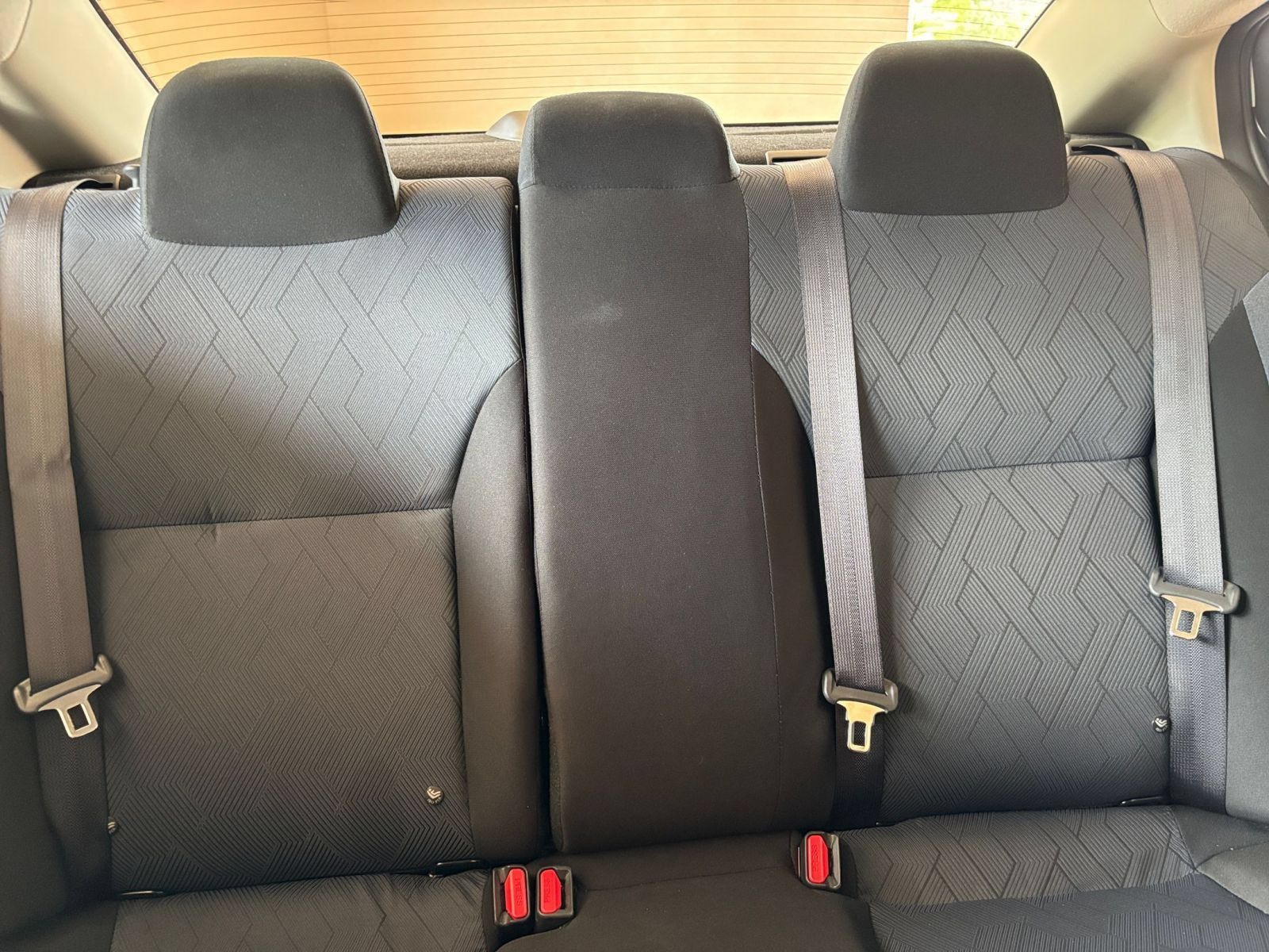 Used 2025 Nissan Versa SV FWD image 35
