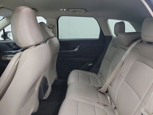 Used 2021 Lincoln Corsair Standard image 16