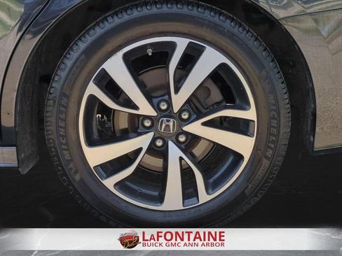 Used 2018 Honda Odyssey Elite image 34