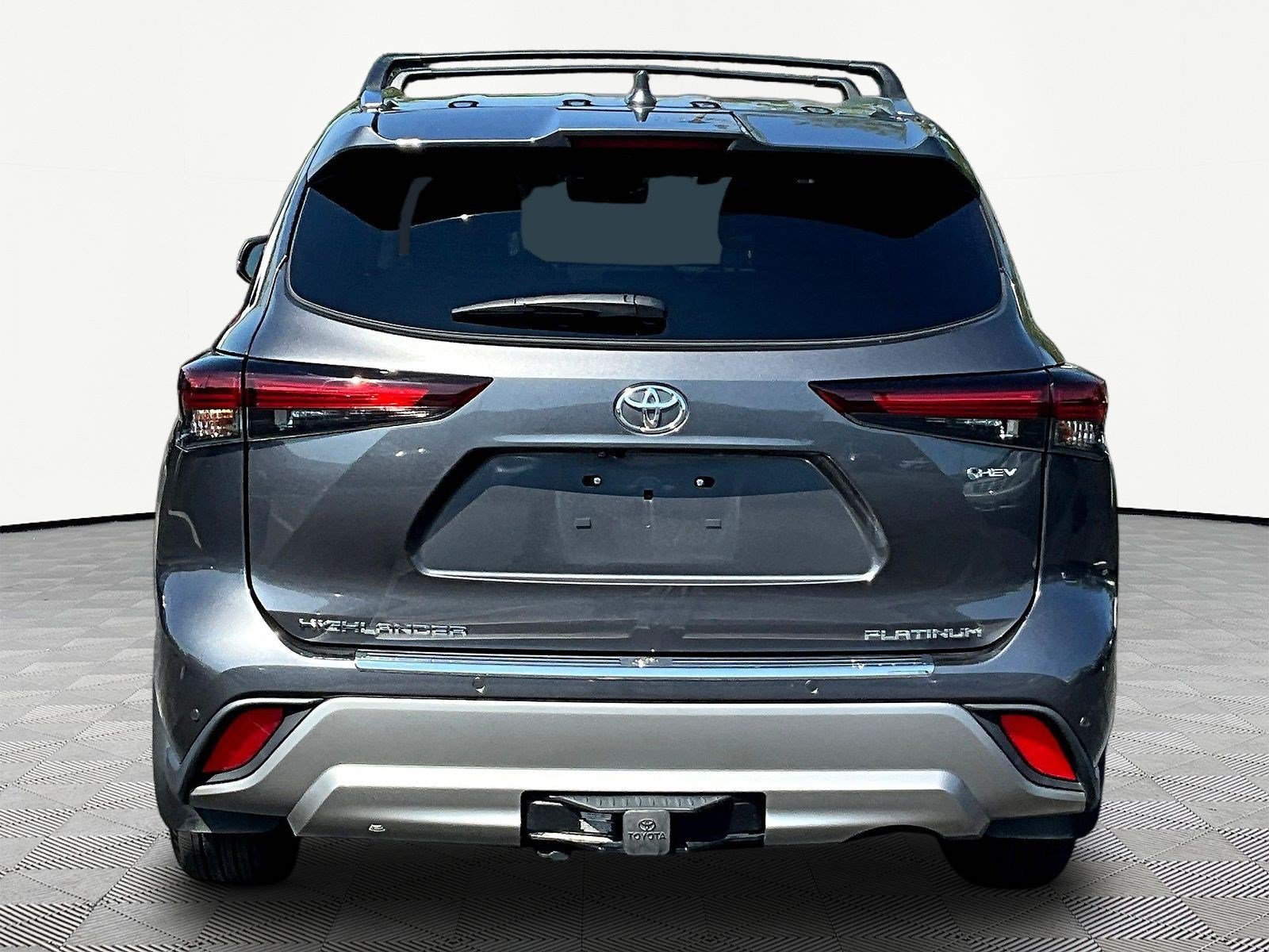 Used 2025 Toyota Highlander Platinum AWD/4WD image 5