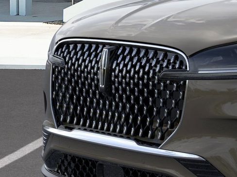 New 2025 Lincoln Aviator AWD w/ Equipment Group 101A image 17