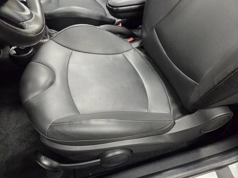 Used 2013 MINI Cooper S FWD image 36