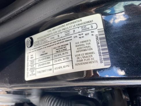 Used 2013 Ford Escape Titanium w/ Parking Technology Pkg AWD/4WD image 27