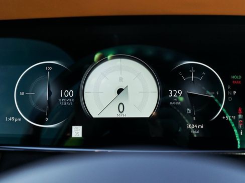 Used 2025 Rolls-Royce Cullinan image 75