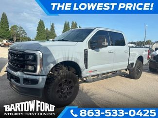 Used 2024 Ford F350 Lariat w/ Black Appearance Package AWD/4WD video 1