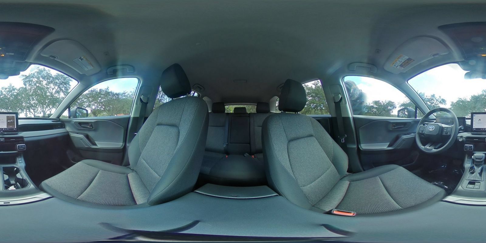 Used 2026 Toyota RAV4 LE AWD/4WD image 40