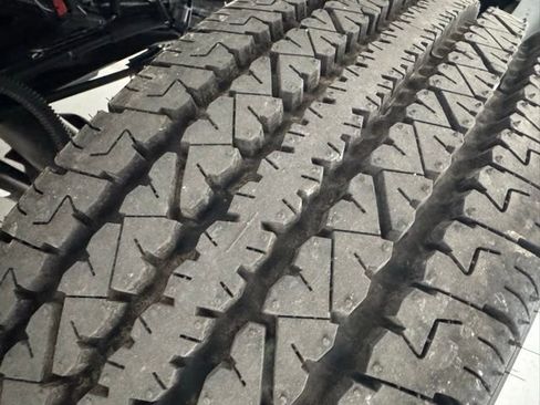 New 2026 Chevrolet Express 2500 Extended w/ Driver Convenience Package image 32