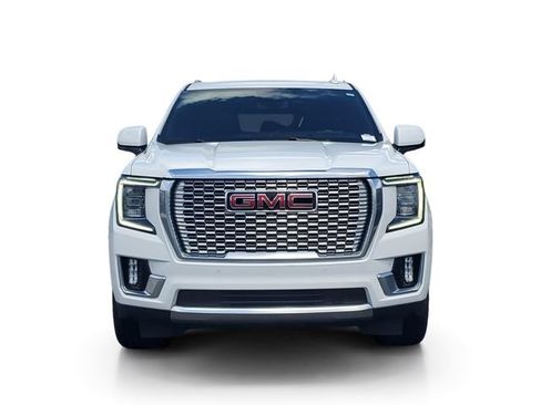 Used 2024 GMC Yukon XL Denali AWD/4WD image 2