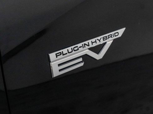 New 2025 Mitsubishi Outlander SEL image 4