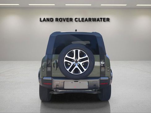 New 2026 Land Rover Defender 110 S image 4