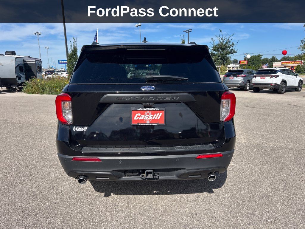 Used 2024 Ford Explorer ST-Line w/ Class IV Trailer Tow Package AWD/4WD image 5