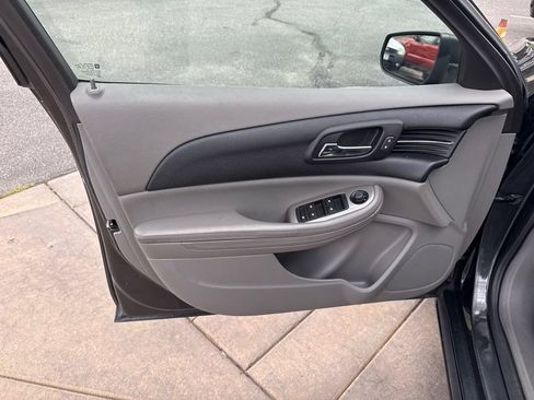 Used 2015 Chevrolet Malibu LS FWD image 21