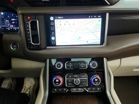 Used 2022 GMC Yukon XL Denali image 21