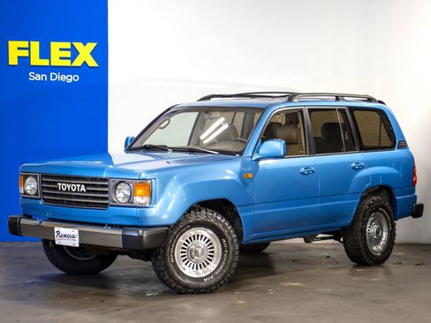 Used 2000 Toyota Land Cruiser AWD/4WD image 1