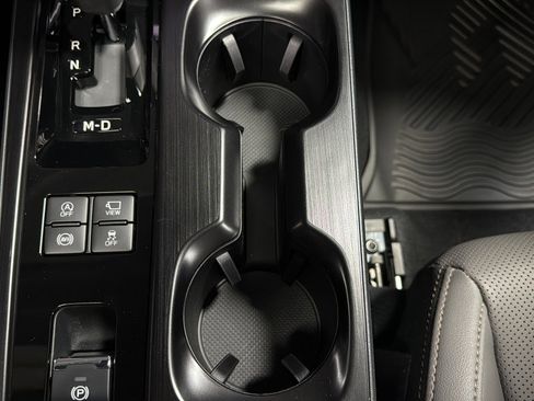 New 2026 Subaru Outback Limited XT AWD/4WD image 17