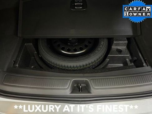 Used 2023 Buick Envision Avenir AWD/4WD image 20