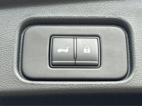 Certified 2025 Nissan Pathfinder Platinum image 27