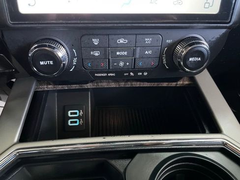 Used 2017 Ford F350 Lariat w/ Lariat Ultimate Package image 42