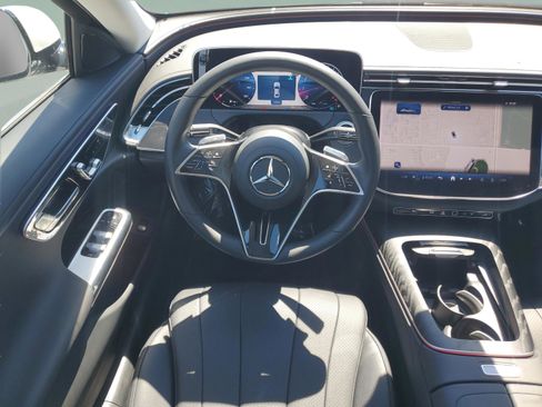 Certified 2025 Mercedes-Benz E 350 4MATIC Sedan image 9