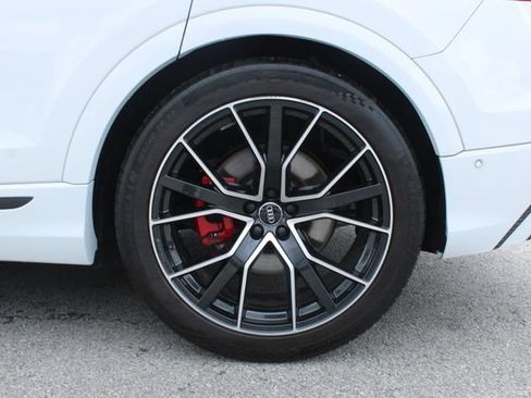 Used 2021 Audi Q8 Prestige AWD/4WD image 35
