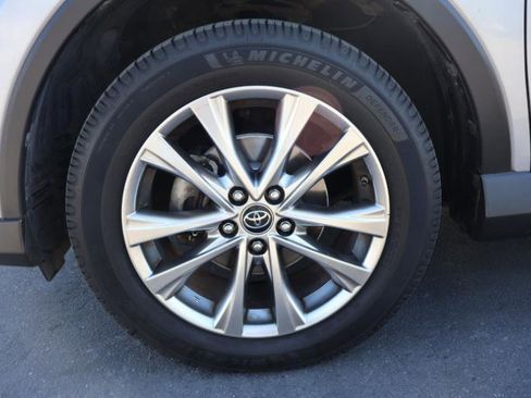Used 2017 Toyota RAV4 Limited w/ Carpet Mat Package image 9