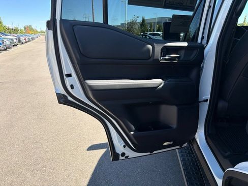 Used 2027 Toyota Land Cruiser AWD/4WD image 18