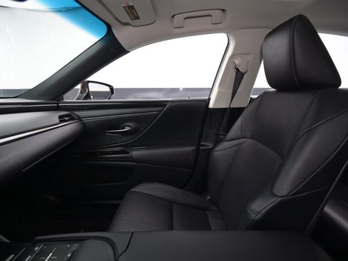 Used 2019 Lexus ES 350 image 32