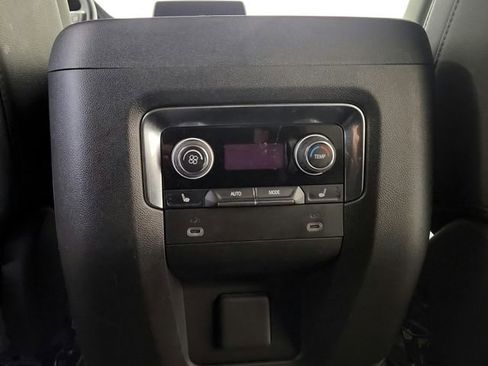 Used 2024 Chevrolet Tahoe Premier image 40