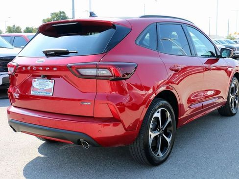 Used 2024 Ford Escape ST-Line Elite w/ Premium Technology Package image 5