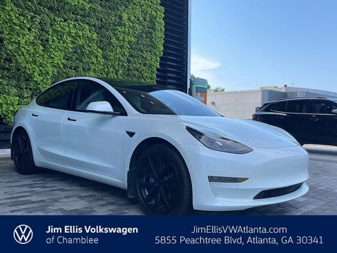 Used 2021 Tesla Model 3 Standard Range Plus RWD image 1