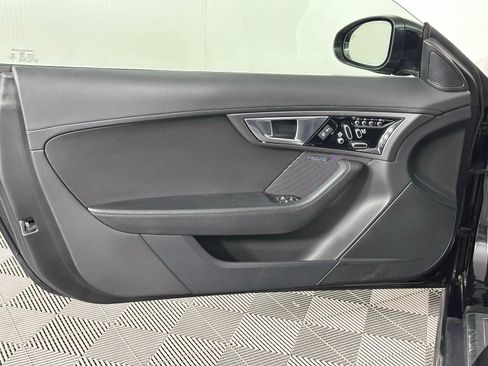 Used 2017 Jaguar F-TYPE S image 35