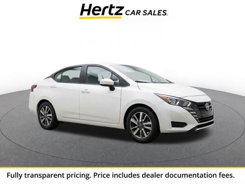Used 2025 Nissan Versa SV FWD image 1